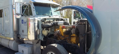 7 Signs Your Truck's Engine Might Give Up on You